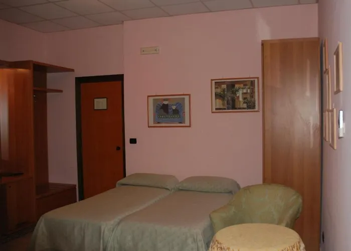 호텔 그릴로 베르데 토레 안눈치아타